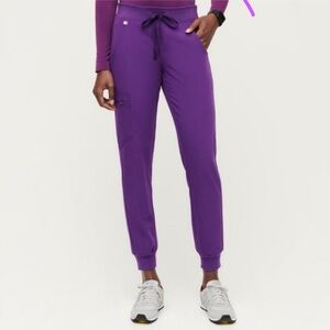 FIGS Women's Zamora Jogger Scrub Pants Digital Grape Purple 2195 Size Small